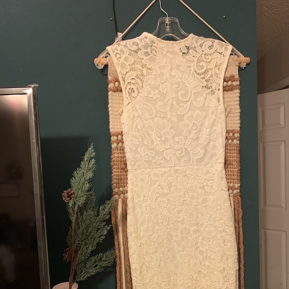 White lace dress